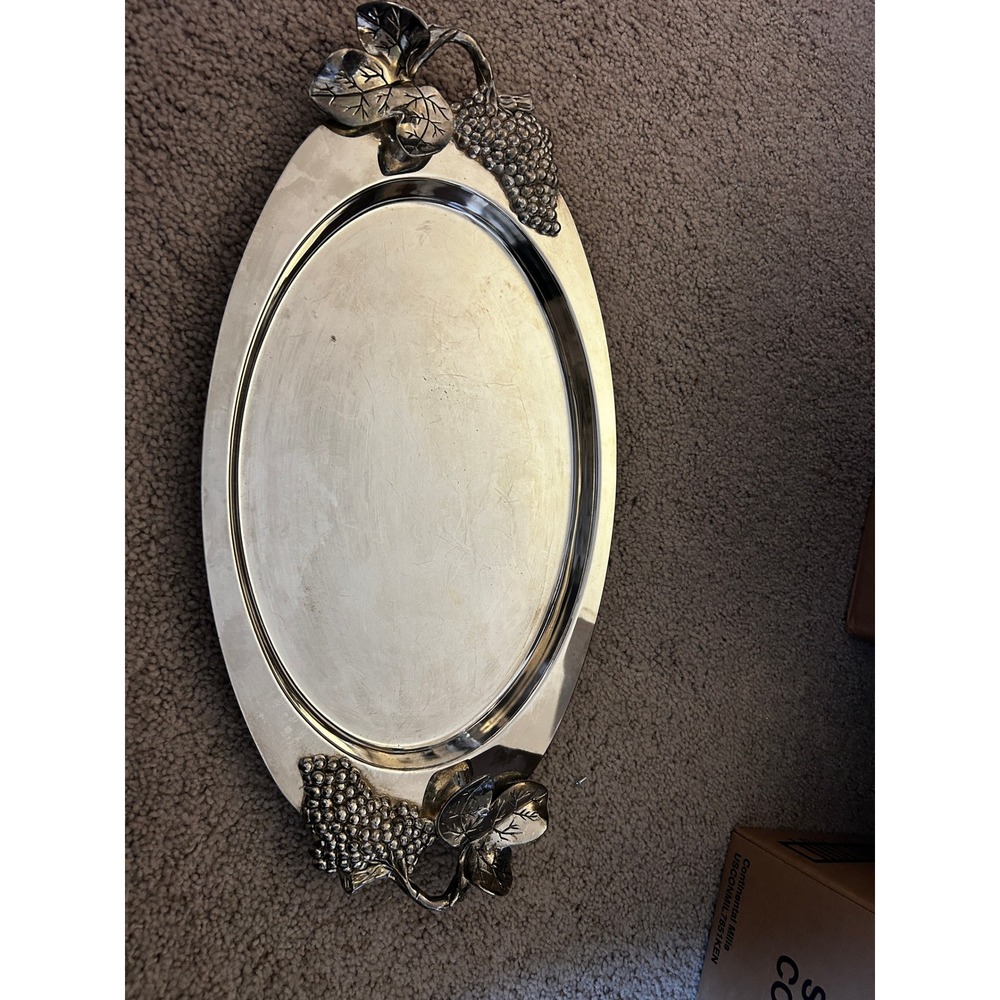 Vintage Godinger Silver Plated Serving Tray Grape Leaf Accents Elegant Tableware - Picture 1 of 3